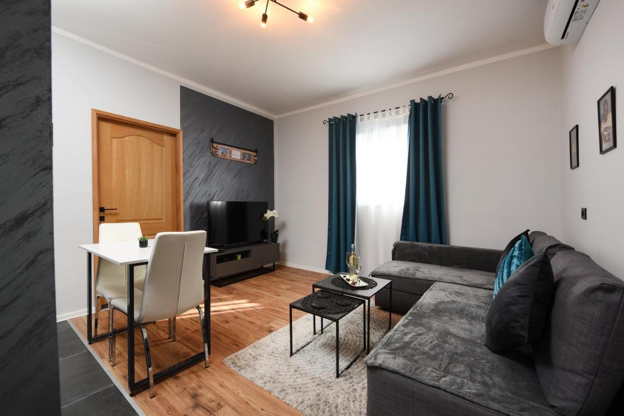 Apartment Ascend Zadar Bagian luar foto
